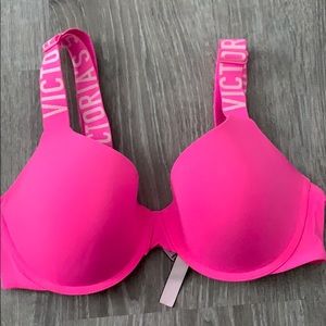 t-shirt lightly lined bra
